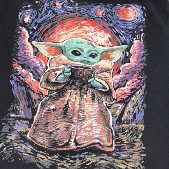 Star Wars size medium black Mandalorin Baby Yoda drinking coffee T-shirt - Picture 5 of 5